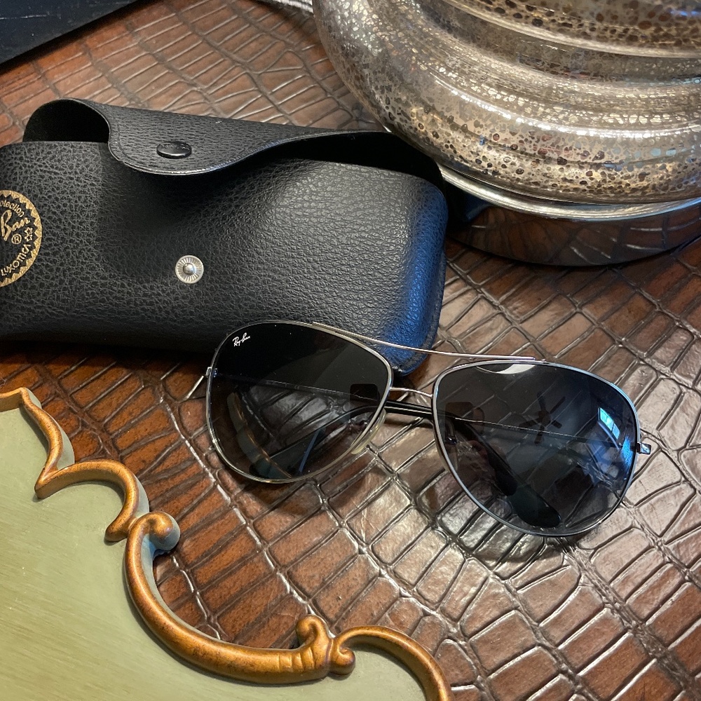 Ray ban aviator sunglasses